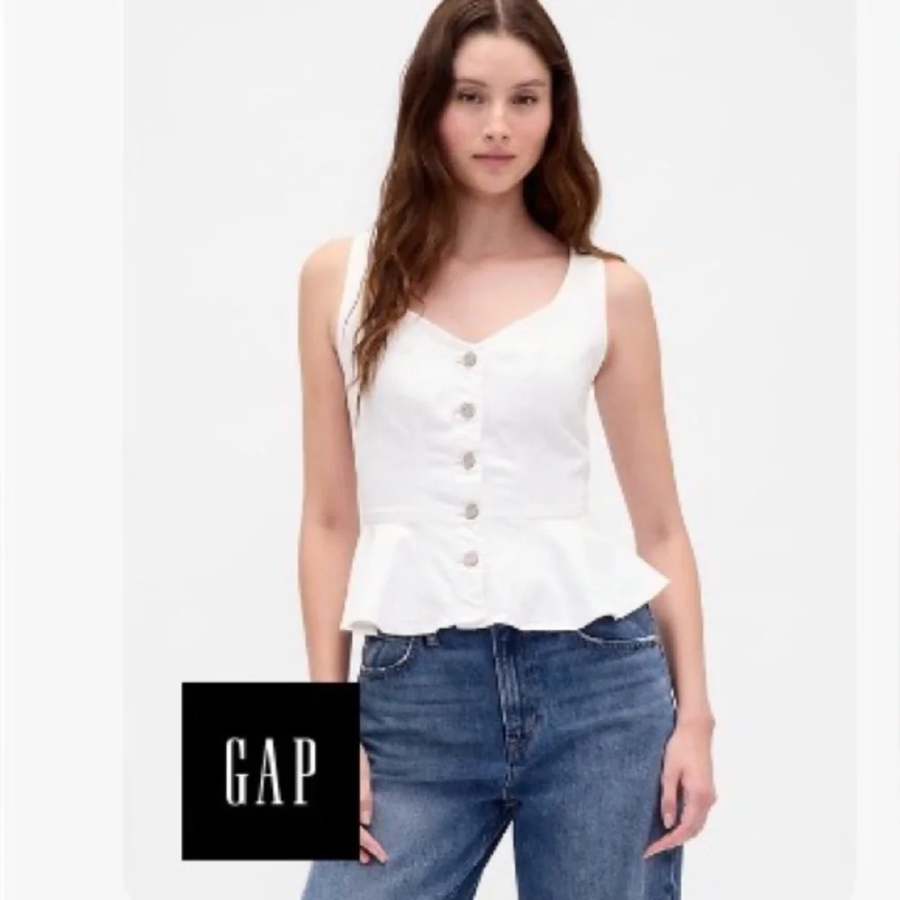 NWT denim peplum top - Picture 1 of 4